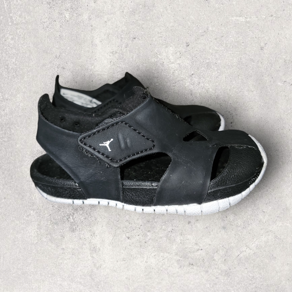 Jordan Flare Infant Sandals Children's Close Toed Shoes Black And White Cut Out